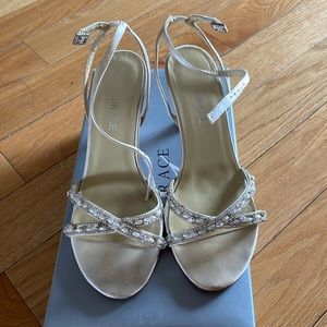 Grace shoes, white silk, size 5B